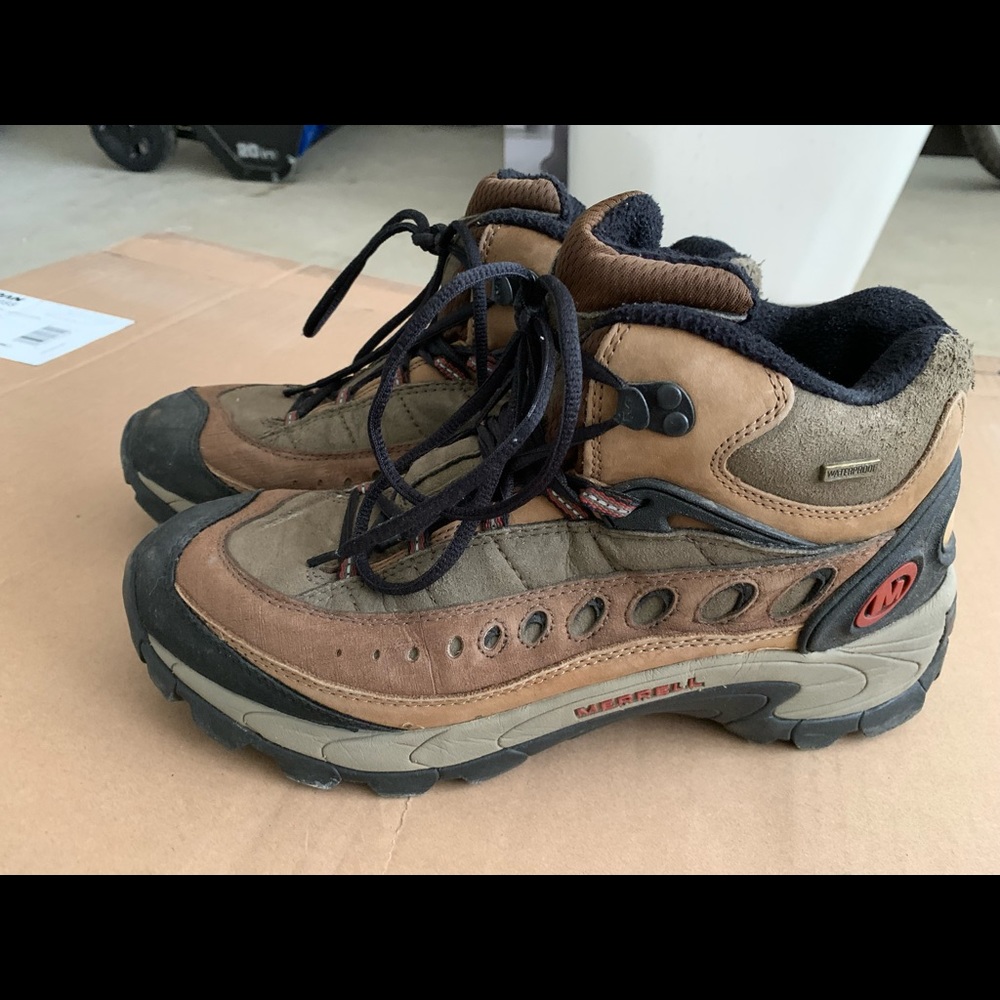Men’s Merrell Hiking Size 10.5